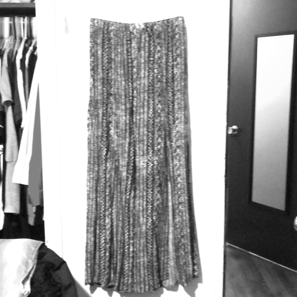 Black and white pleated skirt